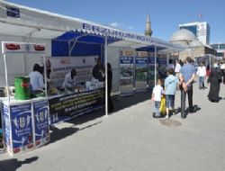 Büyükşehir tanıtım stantı açtı